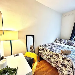 manhattan-ues-cozy-rooms-in-shared-apartment-in.us-newyorkcity.com/